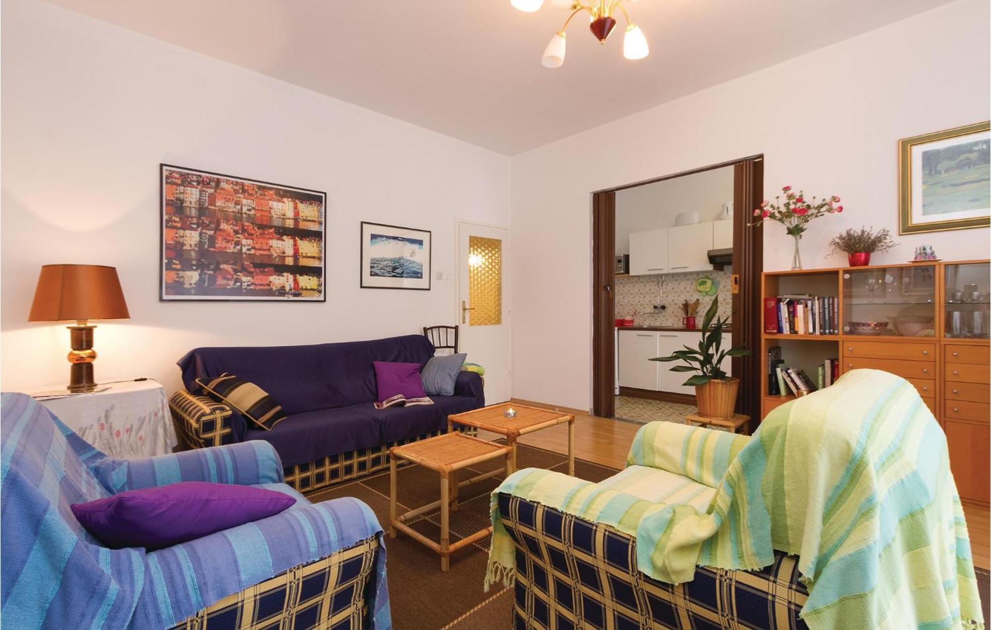 Stunning In With Kitchen Rovinj